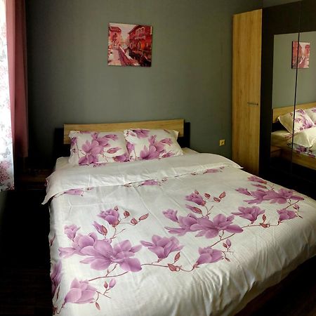 Radost Apartment Варна Екстериор снимка