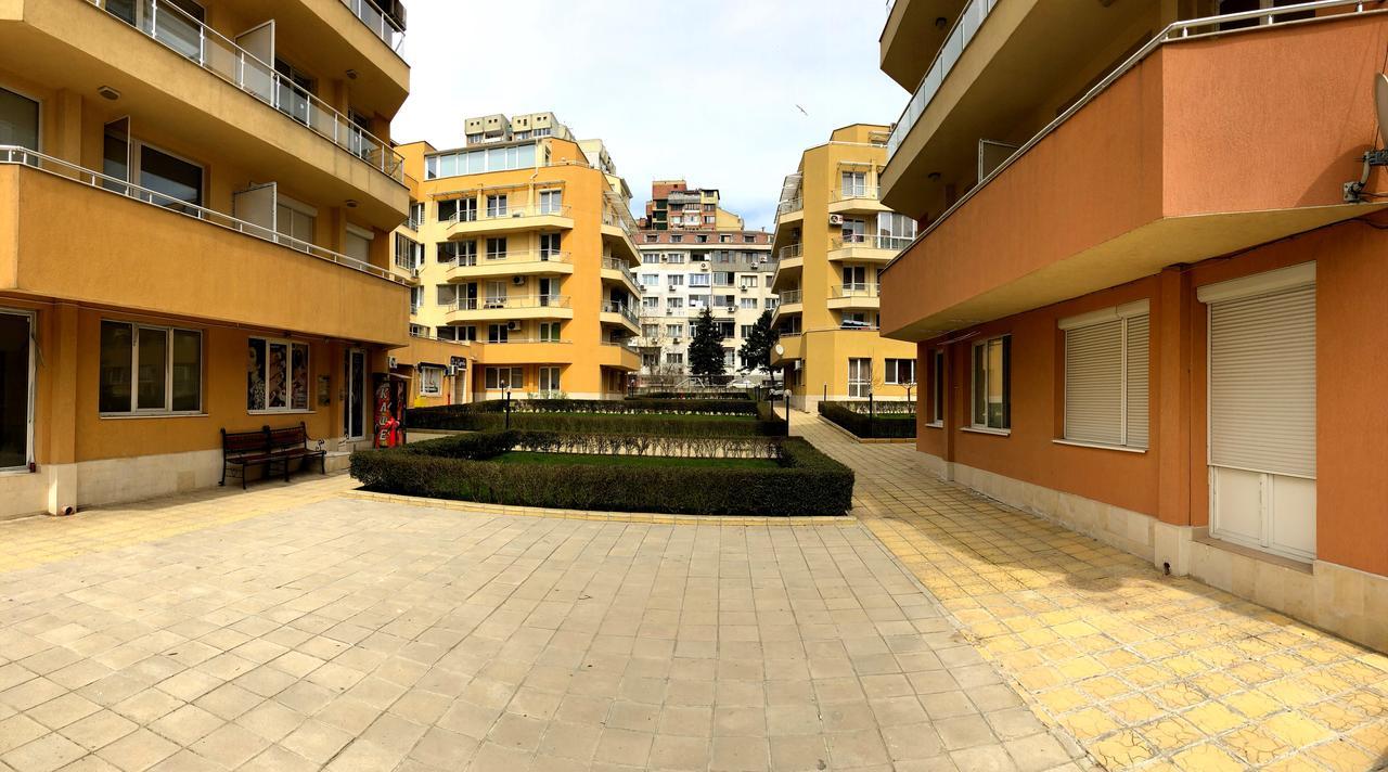 Radost Apartment Варна Екстериор снимка