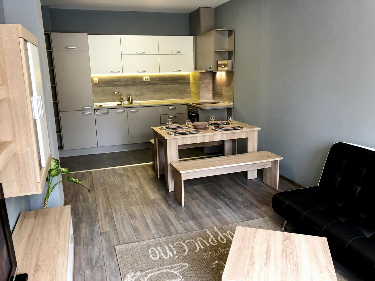 Radost Apartment Варна Екстериор снимка